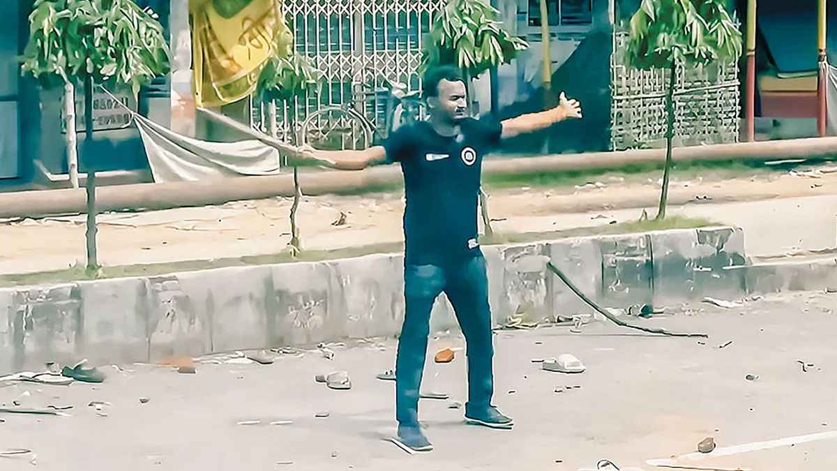 আবু সাঈদ হত্যায় সংশ্লিষ্টতায় ৭১ শিক্ষার্থীর বিরুদ্ধে ব্যবস্থা